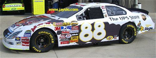 Action #88 Dale Jarrett Scale 1:32 Race Fans For A Cure Autographed
