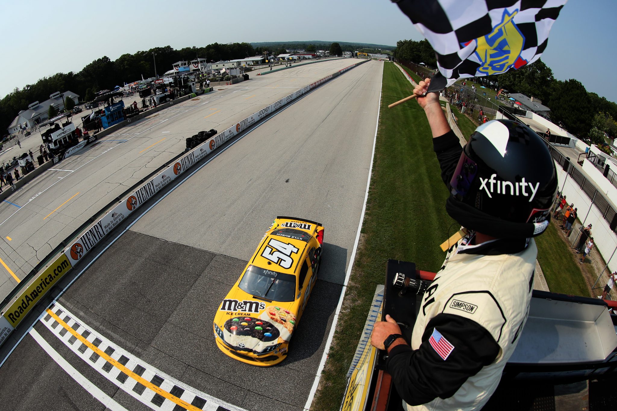 kyle busch xfinity