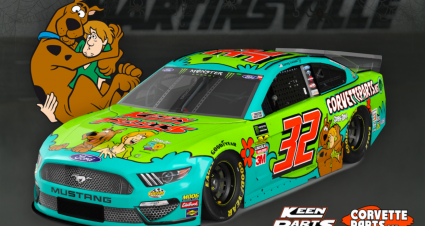 32 Mystery Machine