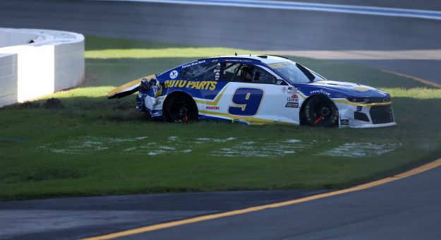 Visit NASCAR officials will talk to Kevin Harvick, Chase Elliott after Charlotte issues page