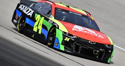 William Byron’s 2021 #24 Axalta Chevrolet paint scheme.
