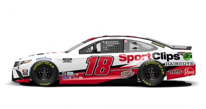 2021 18 Sport Clips