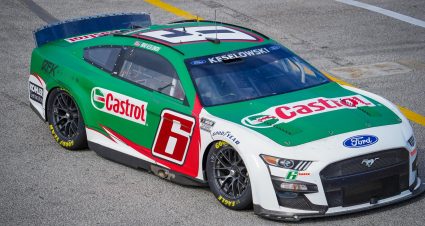 Brad Keselowski’s 2022 #6 Castrol Ford paint scheme.