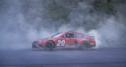 Craftsman Racing For A Miracle Paint Scheme Photo 2