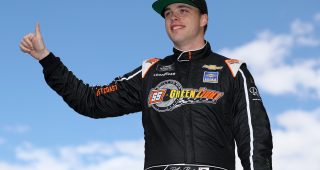 Swift Transportation sponsoring Blaine Perkins at Phoenix