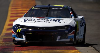 William Byron’s 2023 #24 Valvoline Chevrolet paint scheme.