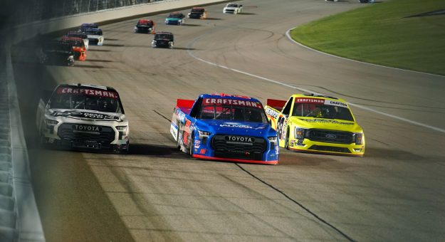 Visit Truck Series Playoff field will be cut to eight at Kansas Speedway page