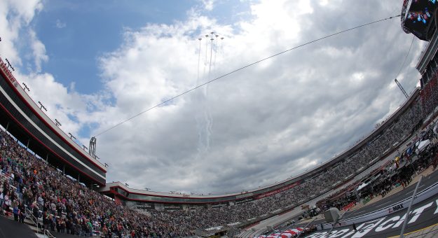 Visit First Horizon Bank and Bristol Motor Speedway celebrate 25 years of sponsorship page
