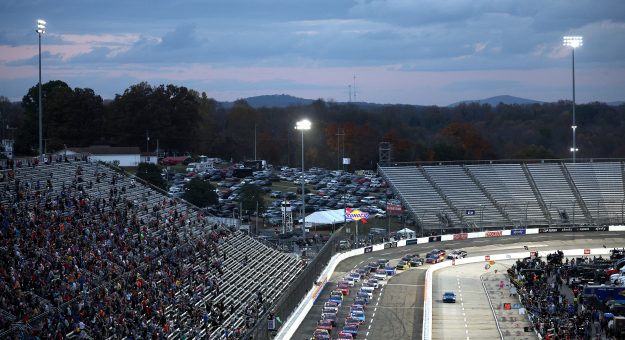 Visit NASCAR CRAFTSMAN Truck Series News & Notes – Martinsville Speedway page