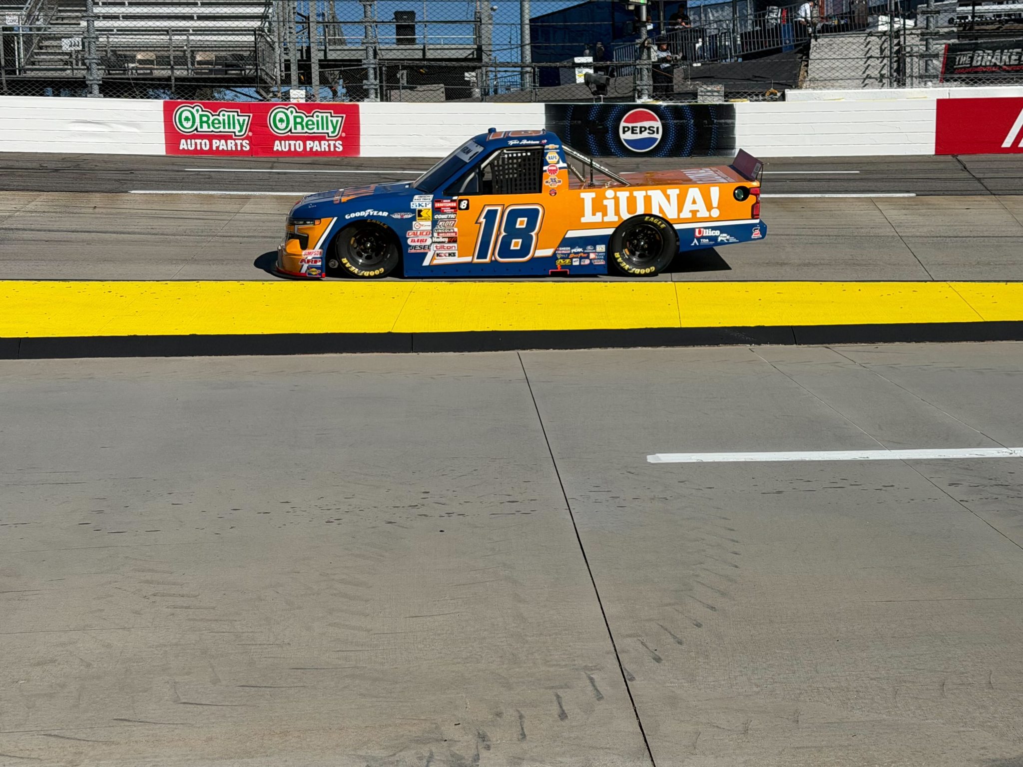 2025 #18 McAnally-Hilgemann Racing Paint Schemes - Jayski's NASCAR