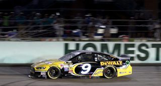 Marcos Ambrose survives colorectal cancer, undergoes liver transplant