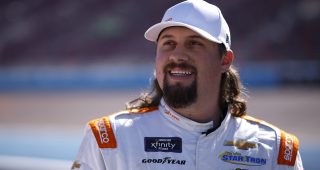 Josh Williams returning to DGM Racing in multiyear agreement