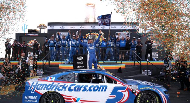 Visit Phoenix post-race inspection page