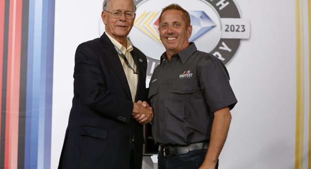 Visit NTSB holds briefing on Biffle plane accident page