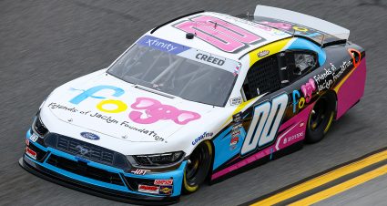 Sheldon Creed’s 2025 #00 Ollie’s Ford paint scheme.