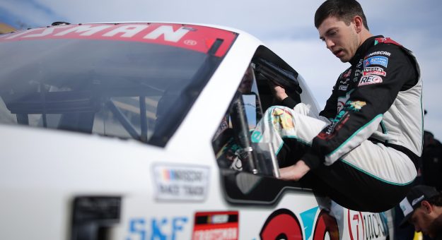 Visit Chandler Smith to attempt Daytona 500 with Front Row Motorsports page