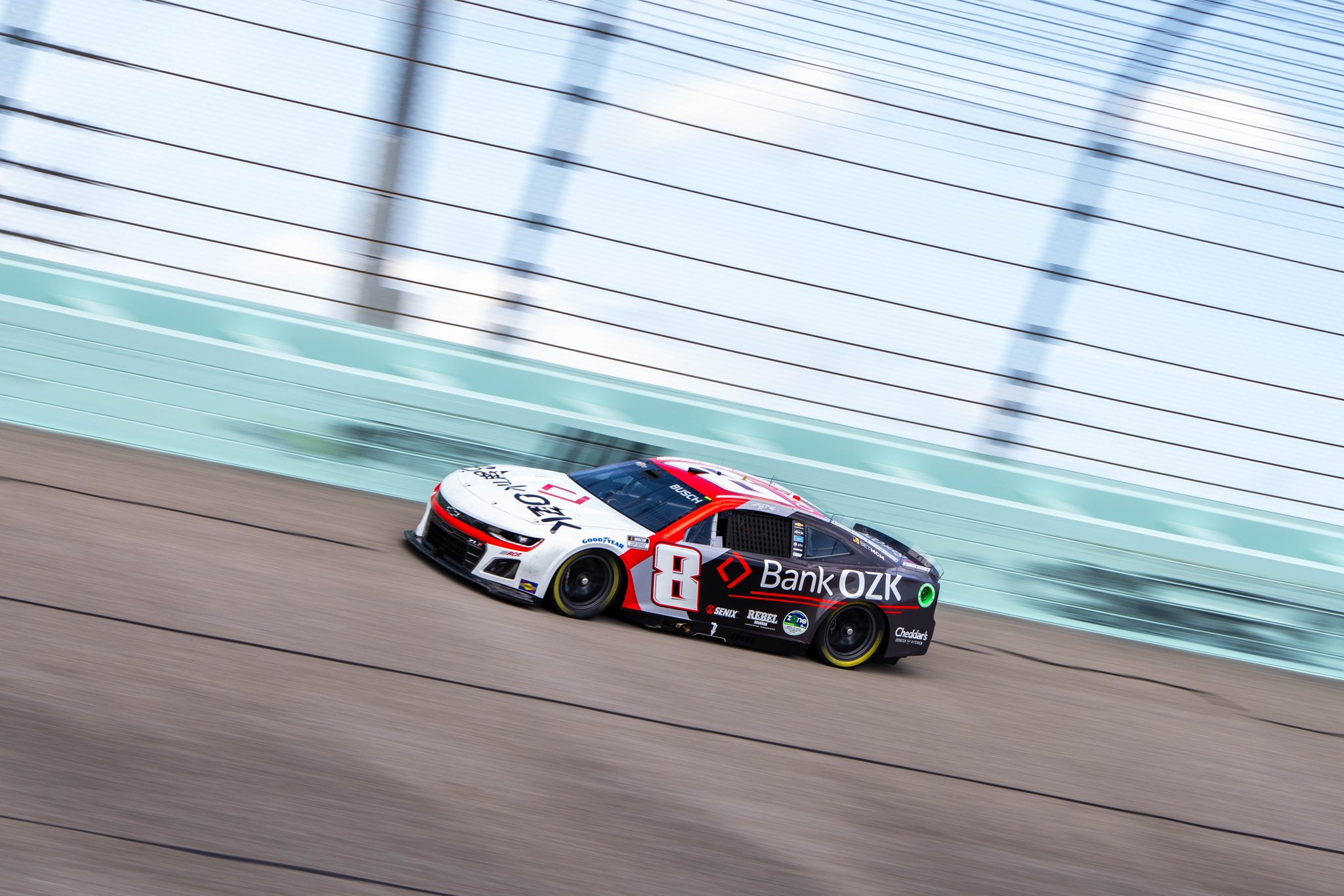 2025 Homestead 8
