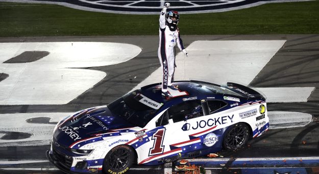 Visit Late charge propels Ross Chastain to victory in Coca-Cola 600 page