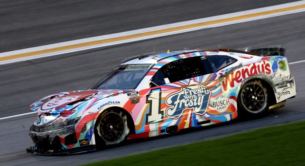 Visit Wendy’s, Trackhouse Racing extend partnership for the third season page