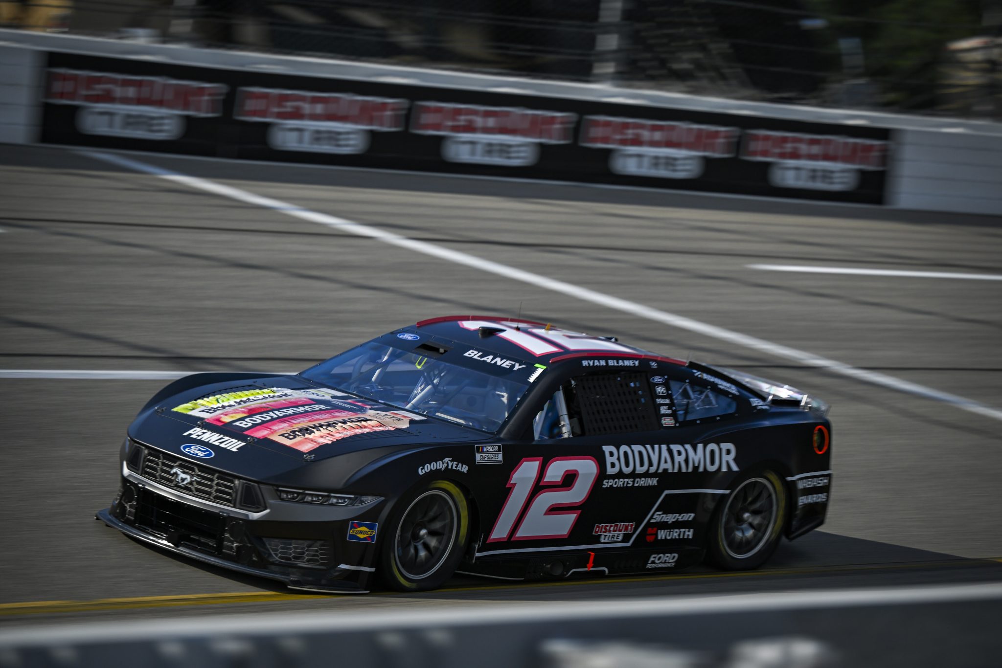 #12: Ryan Blaney, Team Penske, BodyArmor Sports Drink Ford Mustang