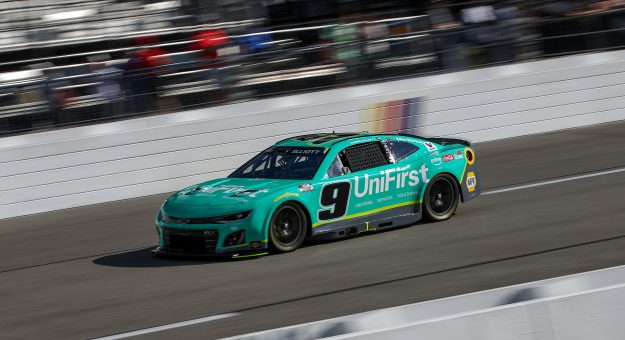 Visit UniFirst sponsoring Chase Elliott in five races during 2026 season page