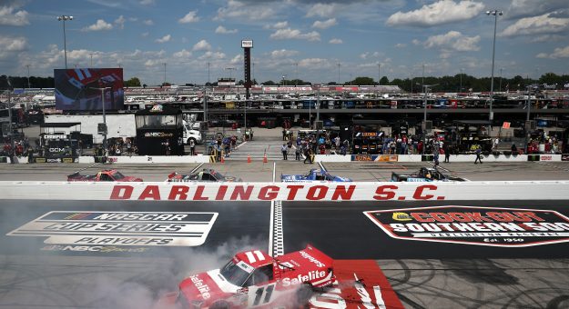 Visit NASCAR CRAFTSMAN Trucks return to action at Darlington page