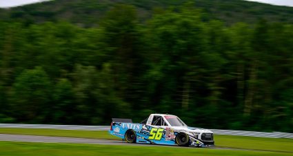 #56: Timmy Hill, Hill Motorsports, UNITS Storage Toyota Tundra