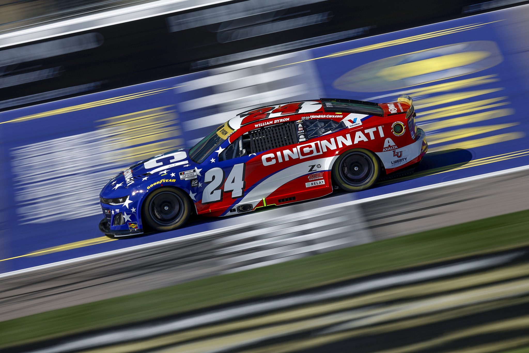 KANSAS CITY, KANSAS - SEPTEMBER 27: William Byron, driver of the #24 Cincinnati Chevrolet, drives during practice for the NASCAR Cup Series Hollywood Casino 400 Presented by ESPN BET at Kansas Speedway on September 27, 2025 in Kansas City, Kansas. (Photo by Sean Gardner/Getty Images) | Getty Images