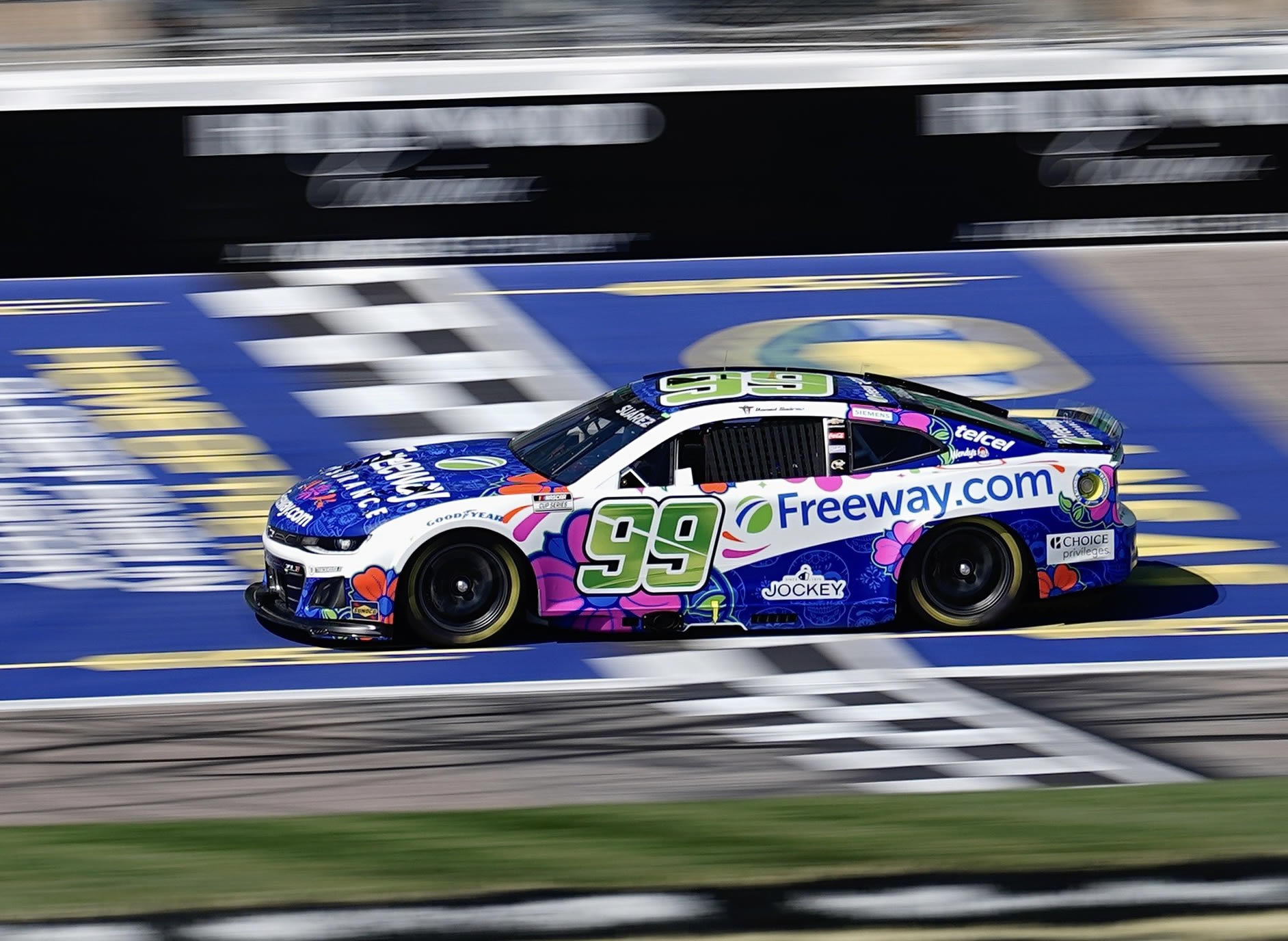 KANSAS CITY, KANSAS - SEPTEMBER 27: Daniel Suarez, driver of the #99 Freeway Insurance Hispanic Heritage Month Chevrolet, drives during practice for the NASCAR Cup Series Hollywood Casino 400 Presented by ESPN BET at Kansas Speedway on September 27, 2025 in Kansas City, Kansas. (Photo from Trackhouse Racing)