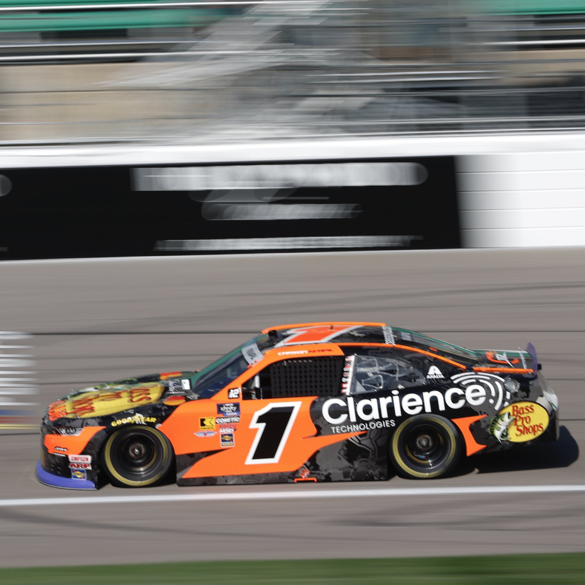 Carson Kvapil Kansas