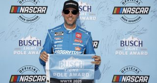 Denny Hamlin blitzes Gateway for second straight Playoff pole