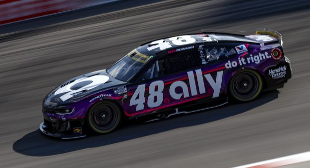 Visit Hendrick makes changes to Alex Bowman’s pit crew before Bristol page