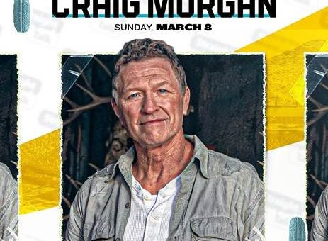 Visit Craig Morgan performing pre-race concert at Phoenix page
