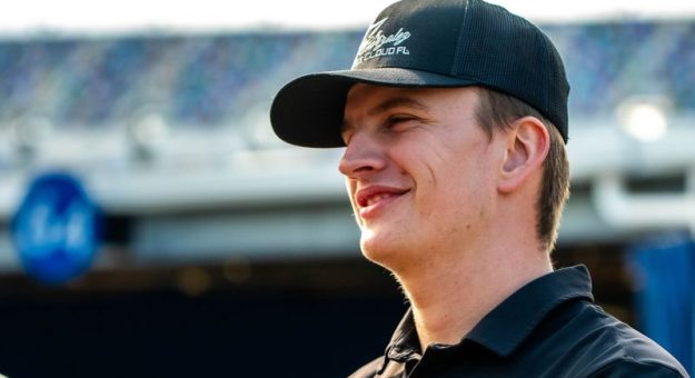 Visit Tyler Gonzalez making O’Reilly debut with Hettinger Racing at COTA page