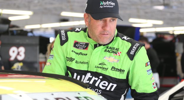 Visit Elliott Sadler to run modified race at South Boston page