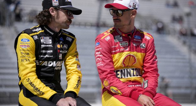 Visit Martinsville Saturday Notebook; Logano shakes off rough Darlington race and more page