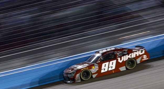 Visit Card Gorilla named official trading card company of Viking Motorsports page