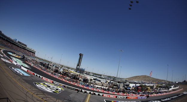 Visit Commercial breakdown: 2026 Straight Talk Wireless 500 page