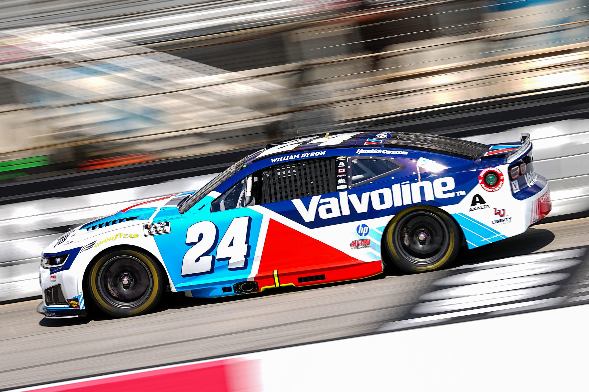 BRISTOL, TENNESSEE - APRIL 12: William Byron, driver of the #24 Valvoline Chevrolet, drives during the NASCAR Cup Series Food City 500 at Bristol Motor Speedway on April 12, 2026 in Bristol, Tennessee. (Photo by Matt Kelley/Getty Images) | Getty Images