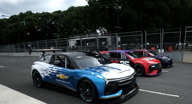 Visit NASCAR evaluating potential of using electric vehicle in O’Reilly Series page