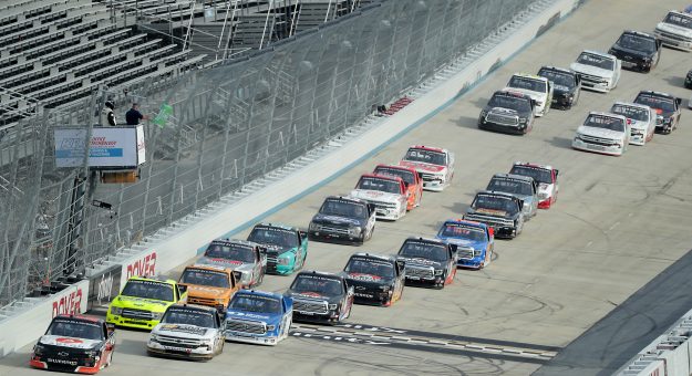 Visit CRAFTSMAN Trucks Return to Dover’s Monster Mile for First Time Since 2020 page