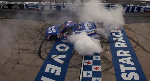 Visit Truck Series ECOSAVE 200 post-race inspection results page