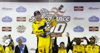 Layne Riggs delivers a masterclass with last-lap pass for Truck Series victory at Nashville