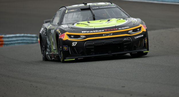 Visit Shane van Gisbergen starts Watkins Glen defense with pole-winning run page