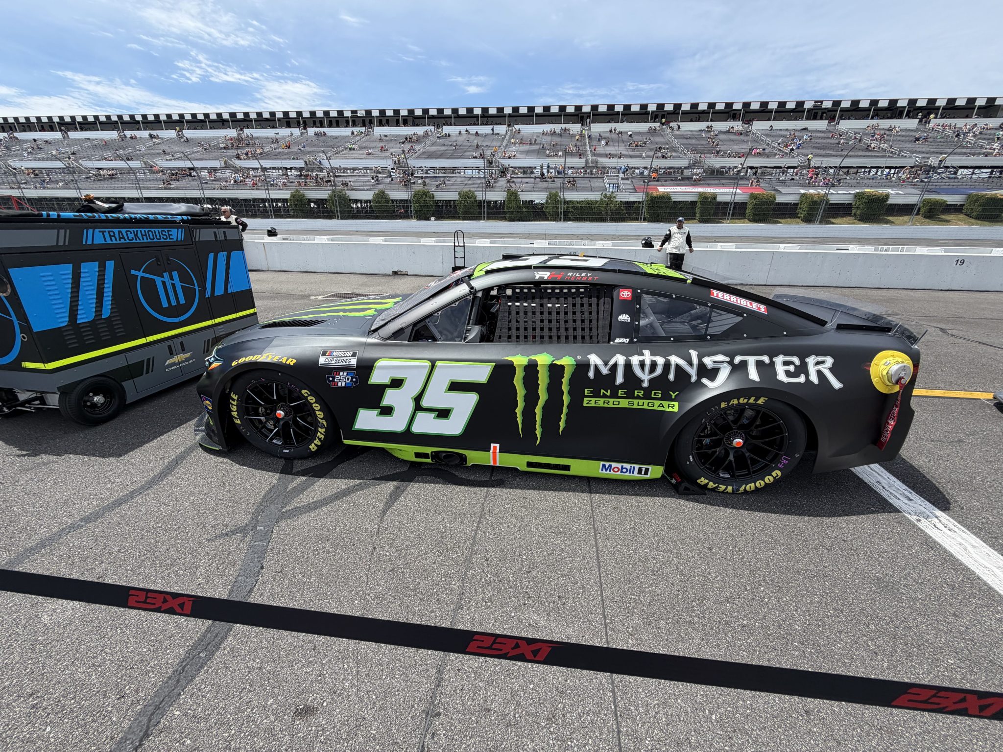 2026 23XI Racing Paint Schemes - Riley Herbst | Jayski