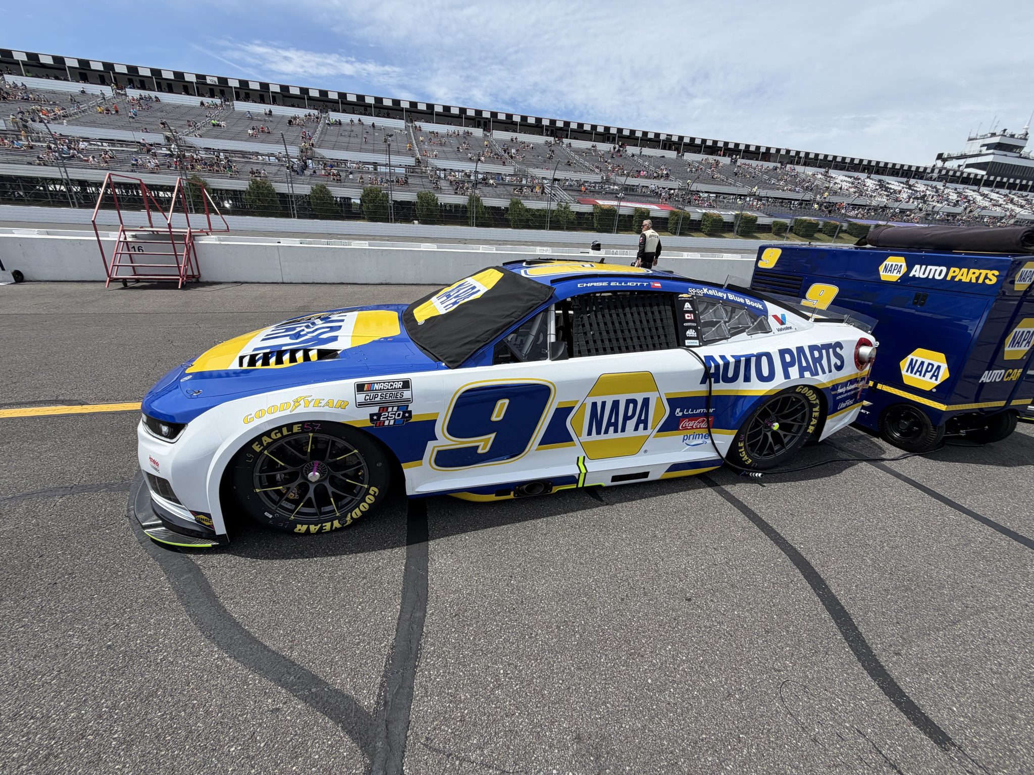 LONG POND, PENNSYLVANIA - JUNE 14: Chase Elliott's #9 NAPA Austo Parts Chevrolet prior to the NASCAR Cup Series Great American Getaway 400 presented by VISITPA at Pocono Raceway on June 14, 2026 in Long Pond, Pennsylvania. (Photo from Dustin Albino of Jayski.com)