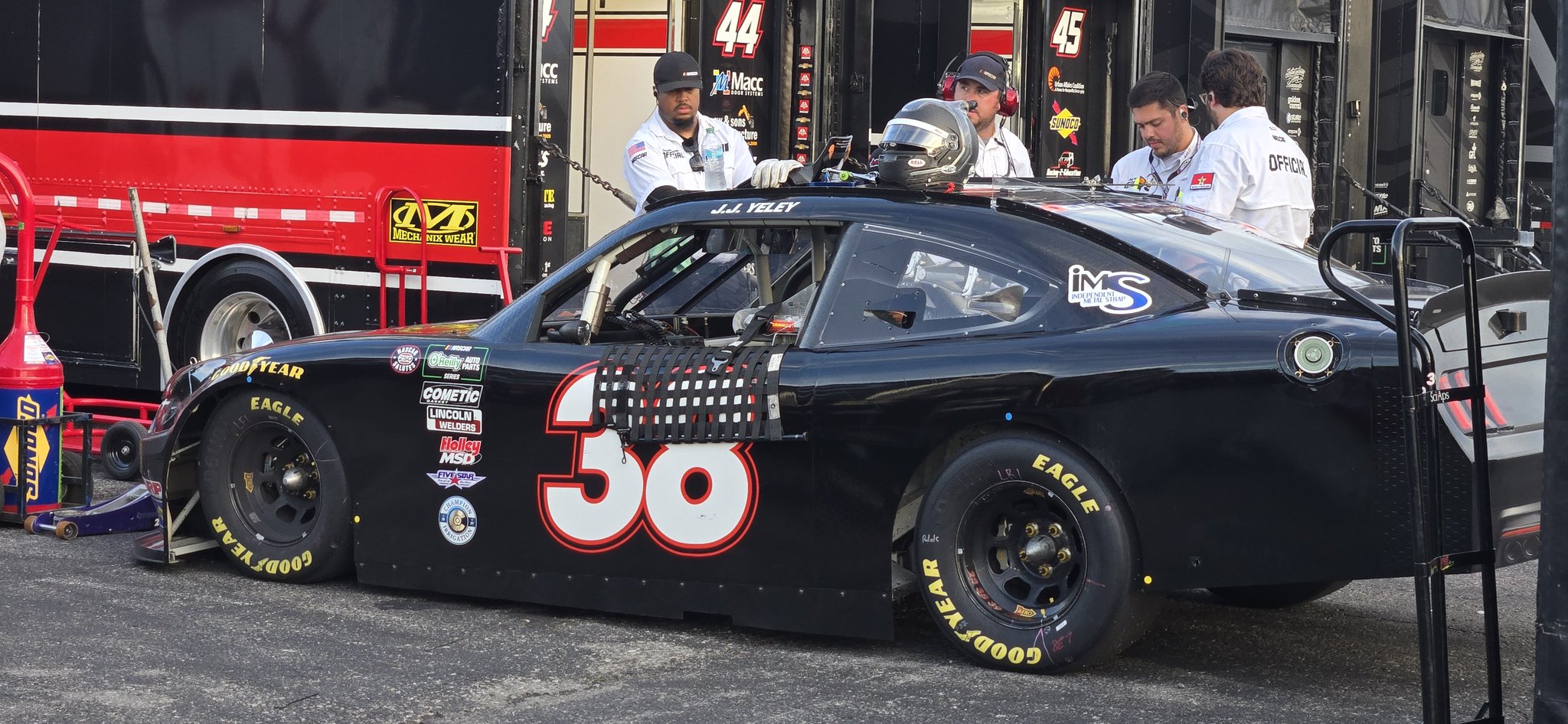 Jj Yeley Nashville