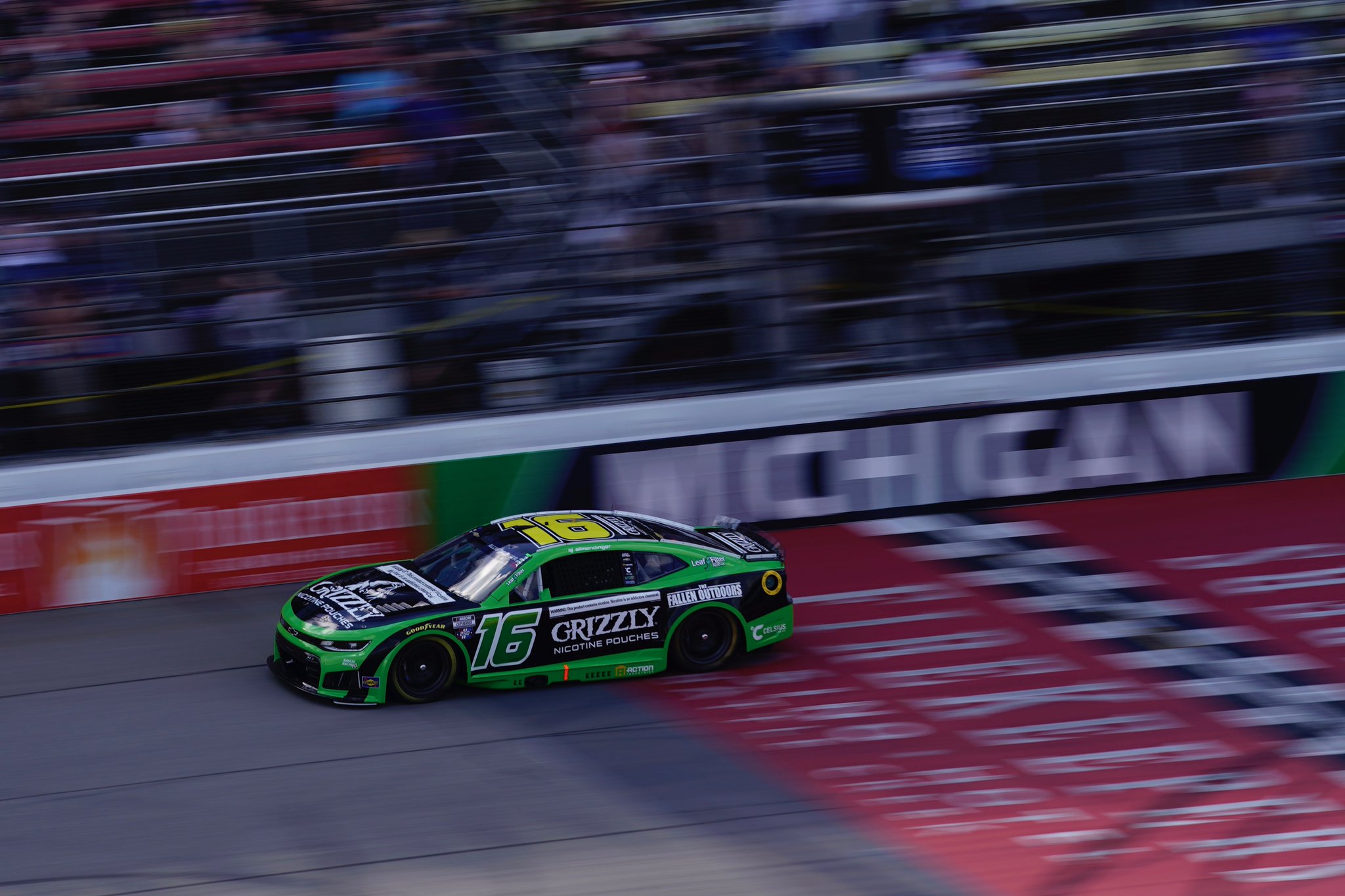 2026 Michigan 16 Allmendinger Grizzly