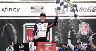 Hamlin Charges From Rear to Win FireKeepers Casino 400 at Michigan