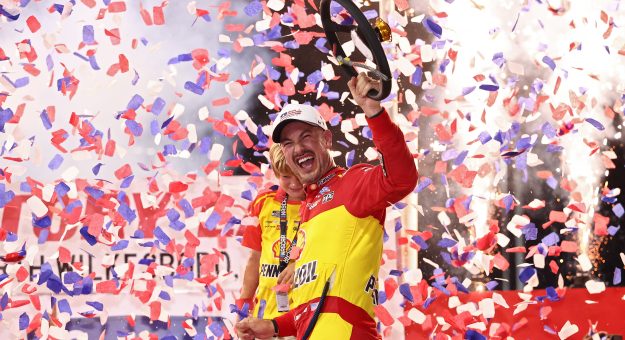 Visit Joey Logano dominates return to points racing at North Wilkesboro page